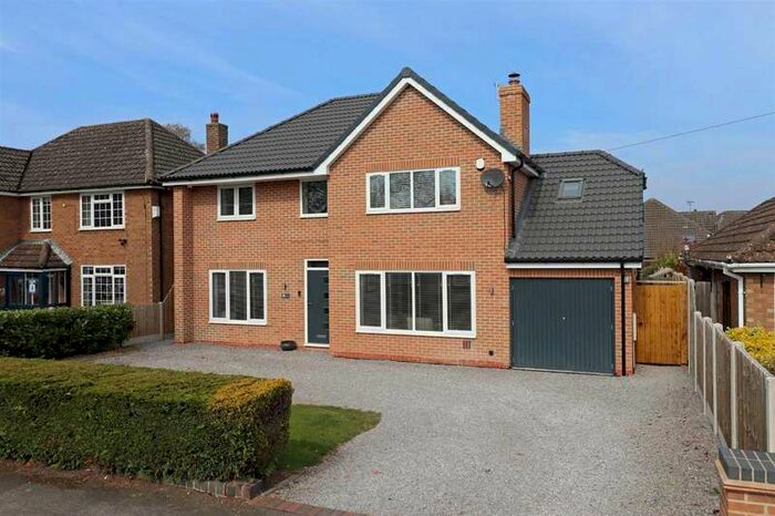 4 Bedroom Detached House For Sale In Glebe Road, Claverdon, Warwick, CV35