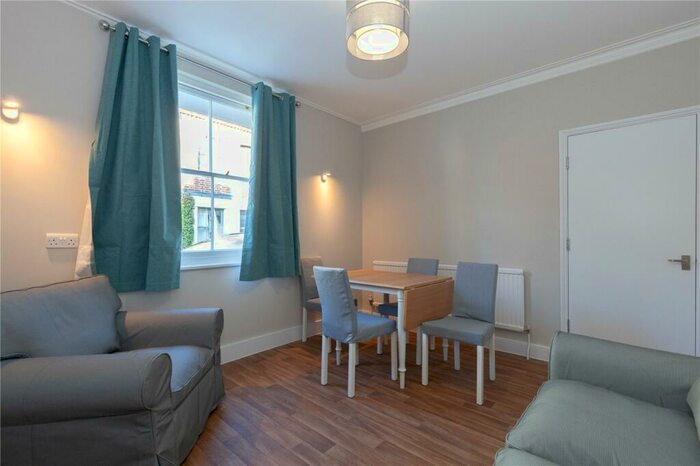 3 Bedroom Terraced House To Rent In Lake Street, Oxford, OX1