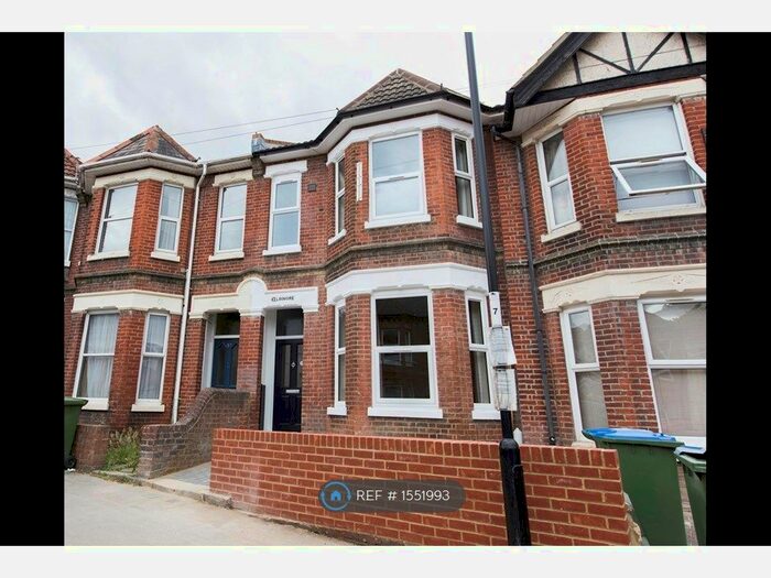 8 Bedroom Terraced House To Rent In Tennyson Road, Southampton, SO17