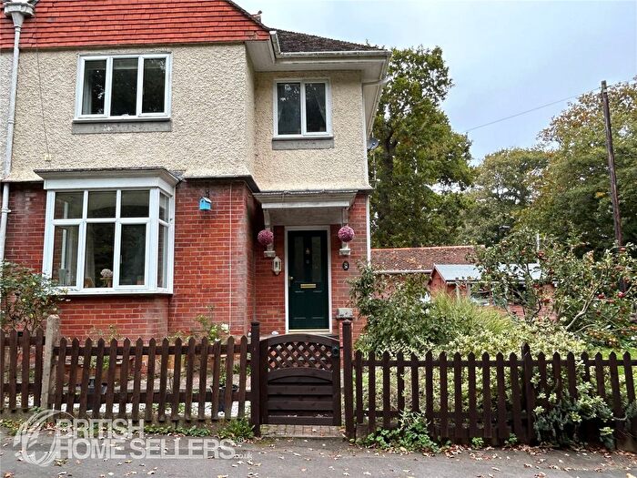 3 Bedroom Semi-Detached House For Sale In Forest End, Camp Hill, Newport, Isle Of Wight, PO30