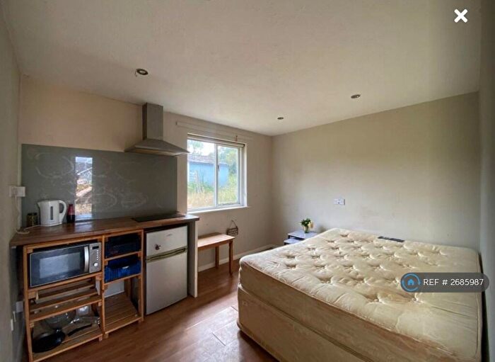 1 Bedroom Bungalow To Rent In The Cottages, New England, Halstead, CO9