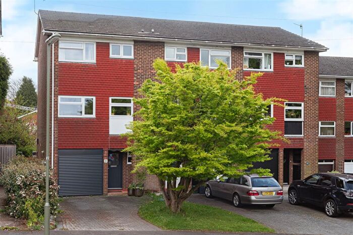 4 Bedroom Town House For Sale In Durfold Drive, Reigate, RH2