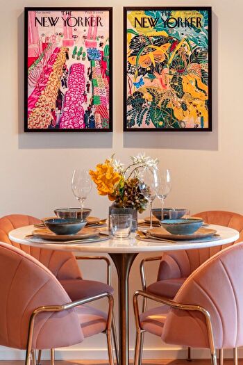 2 Bedroom Apartment For Sale In Heron Wharf, Leven Road, London, E14