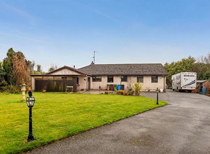 3 Bedroom Detached Bungalows For Sale In A Ballycreen Road, Ballynahinch, BT24