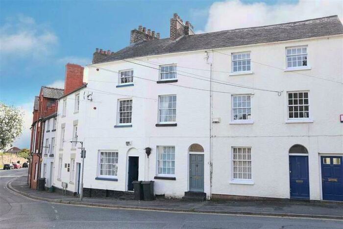 3 Bedroom Town House To Rent In High Street, Mold, Flintshire, CH7