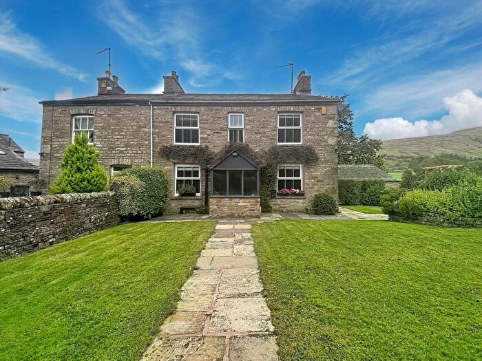 3 Bedroom Cottage For Sale In Whit Beck House, Sedbergh, LA10