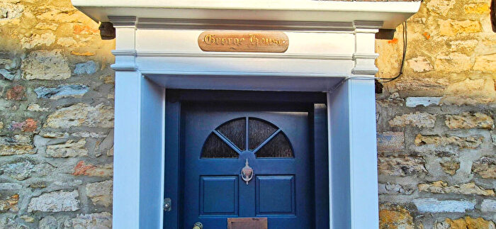 5 Bedroom Character Property For Sale In George House, George Street, Axminster, Devon, EX13