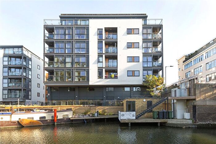 2 Bedroom Flat To Rent In Shepherdess Walk, London, N1