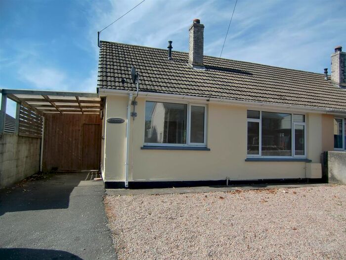 2 Bedroom Semi-Detached Bungalow To Rent In Scowbuds, Tuckingmill, Camborne, TR14