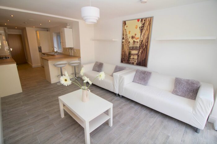 7 Bedroom Terraced House To Rent In Minister Street, Cardiff(City), CF24