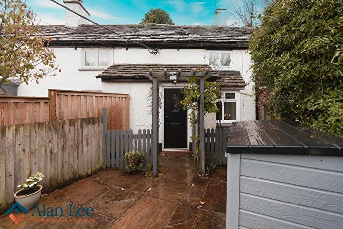 2 Bedroom Terraced House For Sale In Whirley Road, Macclesfield, SK10