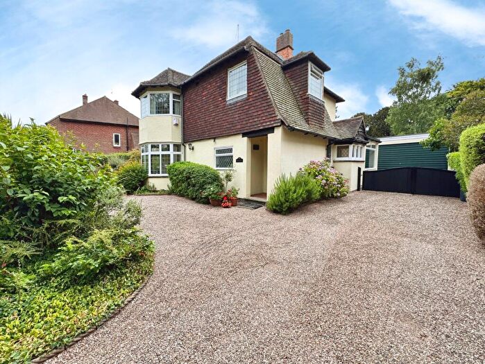 4 Bedroom Detached House For Sale In Hawthornes, Rolleston Road, Burton Upon Trent, Staffordshire, DE13