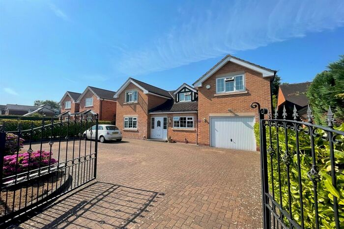 5 Bedroom Detached House To Rent In High Elm Road, Hale Barns, Altrincham, WA15
