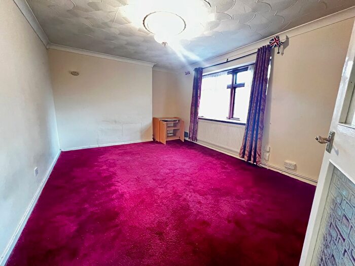 3 Bedroom Terraced House To Rent In Muggeridge Road, Dagenham, RM10