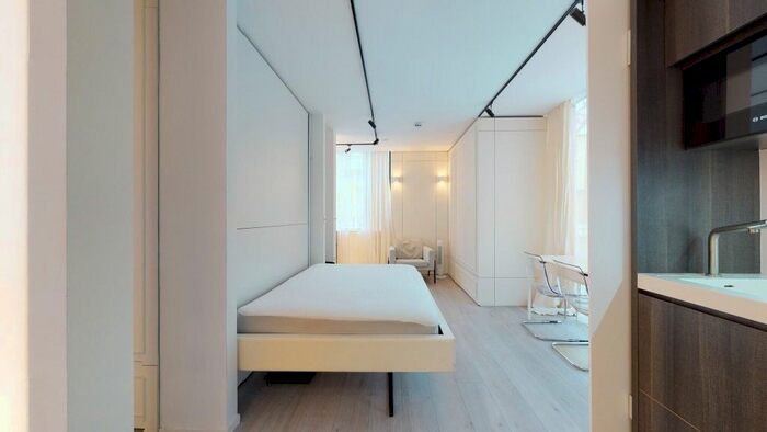 Studio To Rent In Loftus Road, London, W12