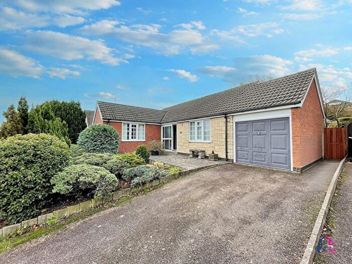 3 Bedroom Detached Bungalow For Sale In Ostler Close, Gonerby Hill Foot, Grantham, NG31