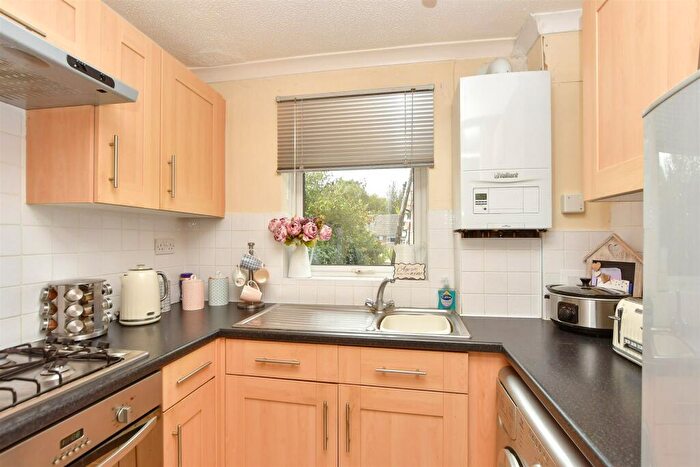 1 Bedroom End Of Terrace House For Sale In Ploughmans Way, Rainham, Gillingham, Kent, ME8