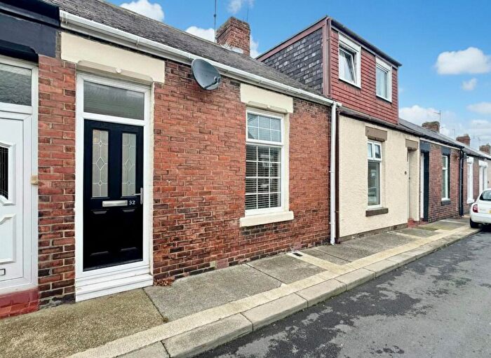 2 Bedroom Terraced House To Rent In Violet Street, Sunderland, SR4