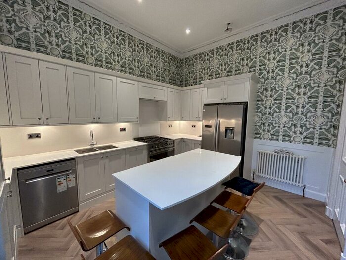 5 Bedroom Flat To Rent In Shandwick Place, West End, Edinburgh, EH2