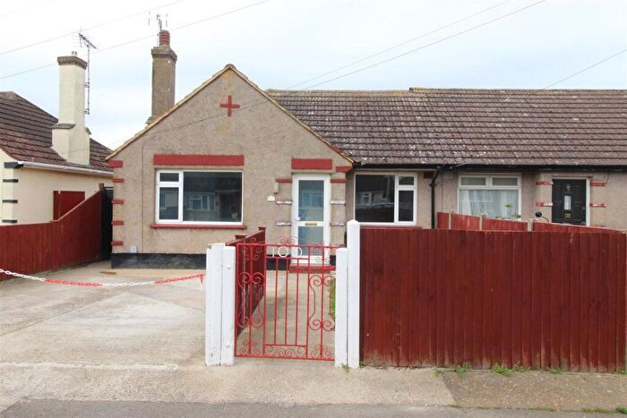 3 Bedroom Semi-Detached Bungalow For Sale In Poplar Drive, Herne Bay, CT6