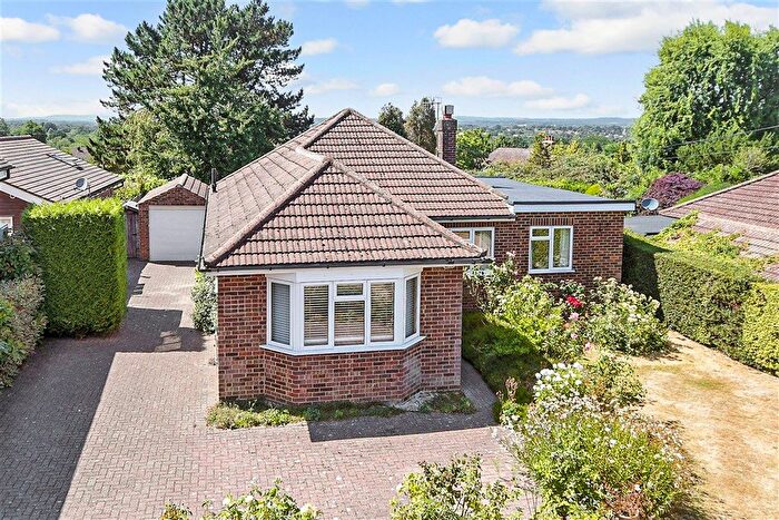 3 Bedroom Bungalow For Sale In High Street, Dormansland, Surrey, RH7