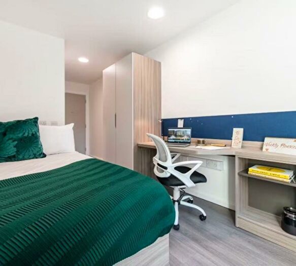 Apartment To Rent In Hollis Croft, Sheffield, S1