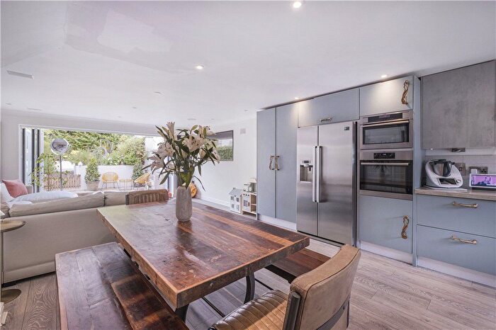 4 Bedroom Terraced House To Rent In Seaton Close, Putney, SW15