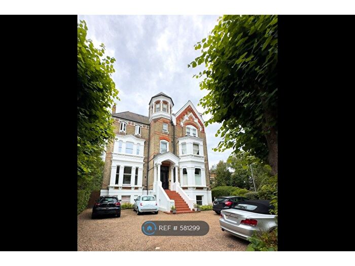 2 Bedroom Flat To Rent In Langley Tower, Surbiton, KT6