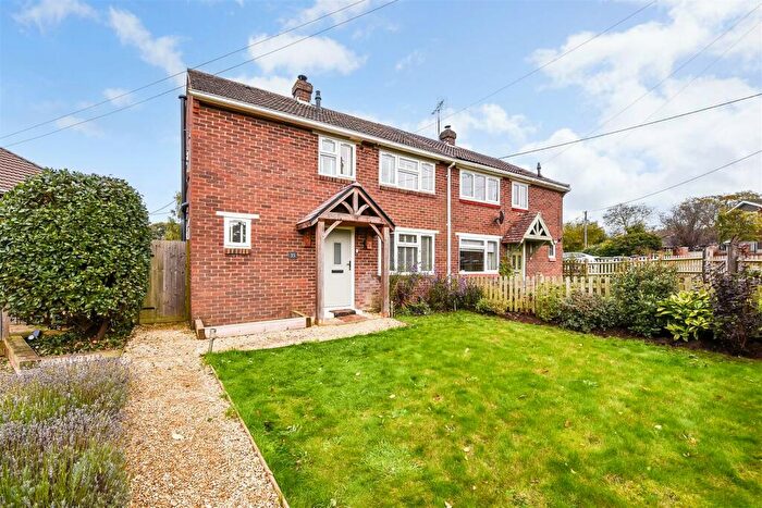 3 Bedroom Semi-Detached House For Sale In Branksome Close, Chilbolton, Stockbridge, SO20