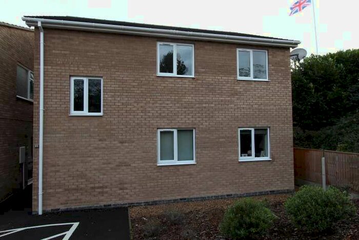 2 Bedroom Flat To Rent In Alabala Close, Lincoln, LN4