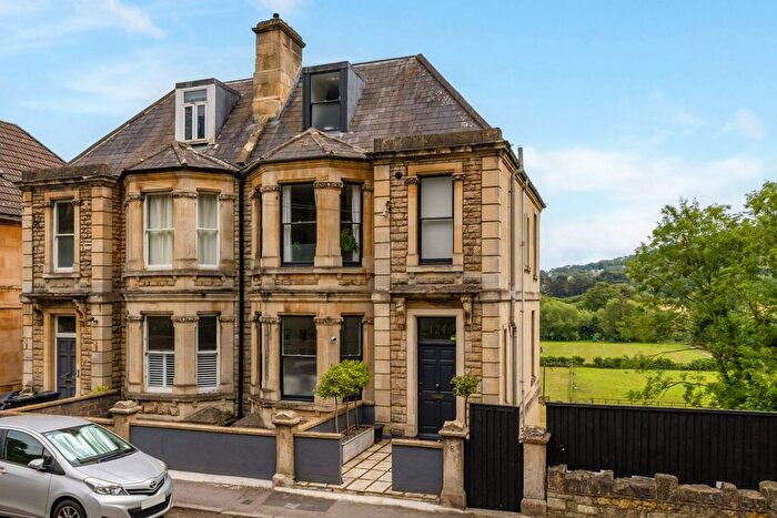 4 Bedroom Semi-Detached House For Sale In London Road West, Bath, BA1