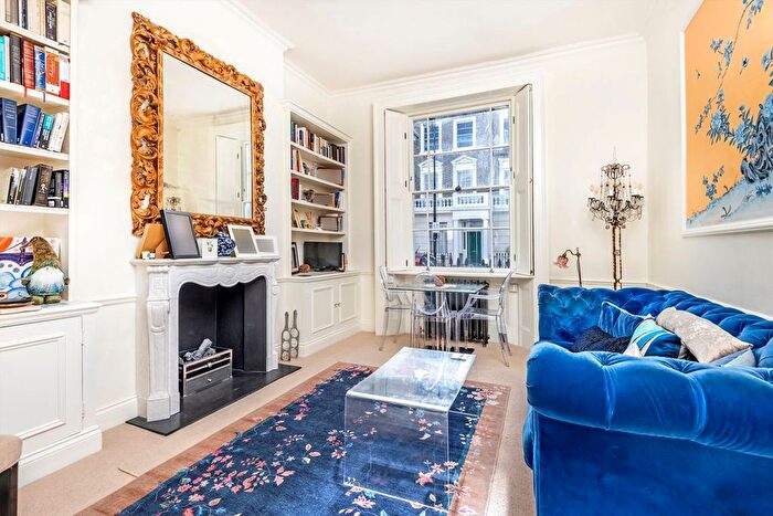 2 Bedroom Flat To Rent In Winchester Street, London, SW1V