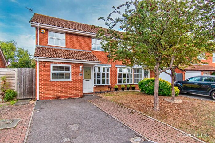 3 Bedroom Semi Detached House To Rent In Fordham Way, Lower Earley, Reading, RG6