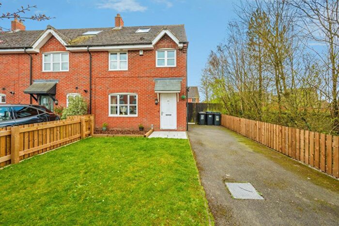4 Bedroom End Of Terrace House For Sale In Cavendish Drive, Ashbourne, DE6