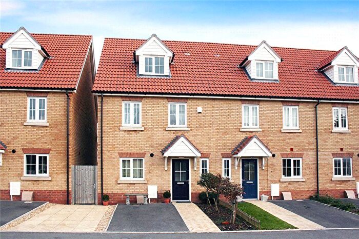 3 Bedroom Terraced House To Rent In Empress Close, Wick, Littlehampton, West Sussex, BN17