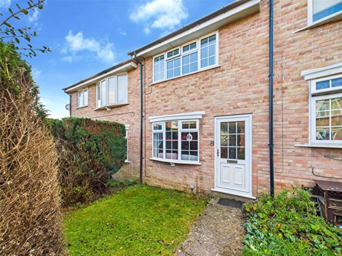 2 Bedroom Terraced House For Sale In Hawthorn Rise, Stroud, Gloucestershire, GL5