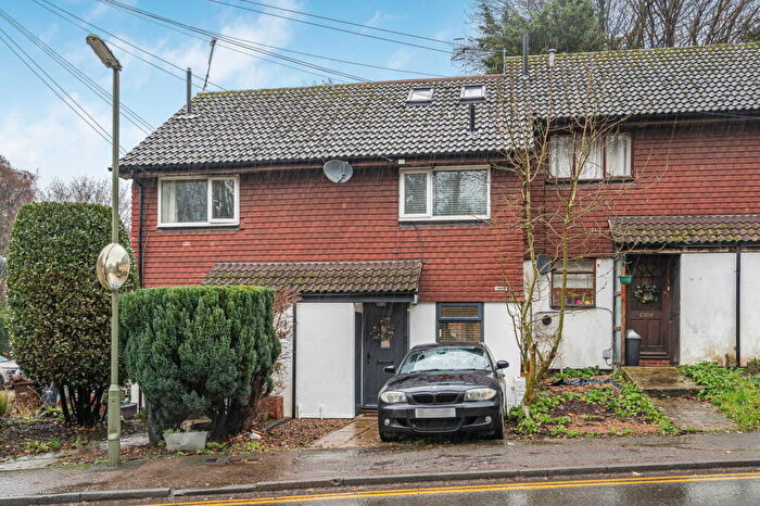 2 Bedroom Terraced House For Sale In Brighton Road, Godalming, GU7