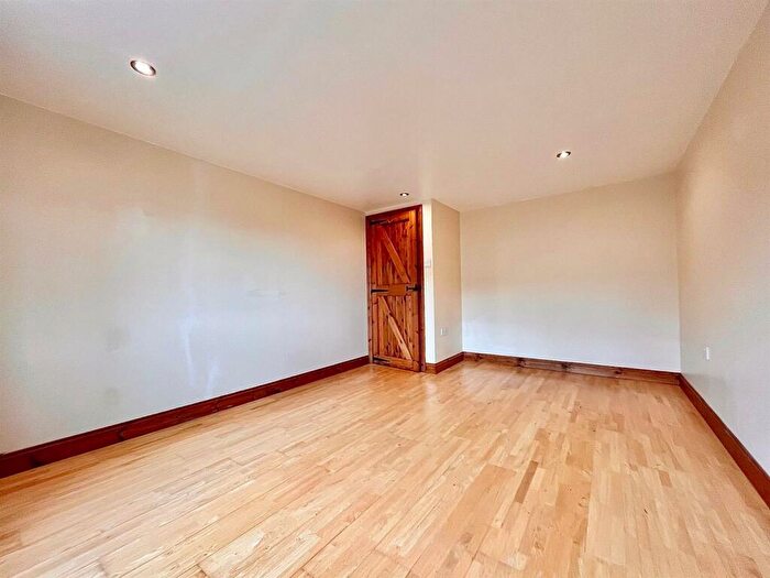 2 Bedroom Terraced House For Sale In Gordon Road, Great Yarmouth, NR31