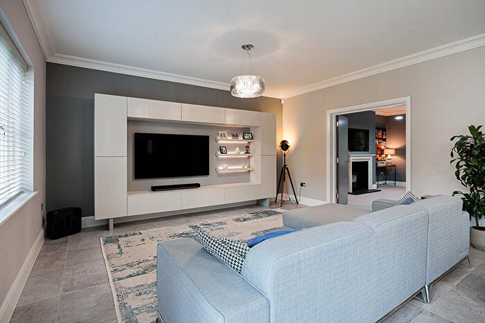 5 Bedroom Detached House To Rent In Churchill Avenue, Nether Alderley, SK10