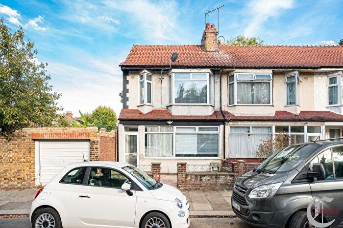 3 Bedroom Property To Rent In Chester Road, Edmonton, London, N9