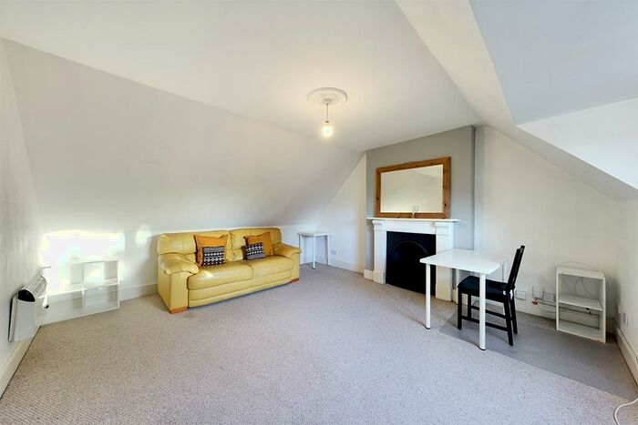 1 Bedroom Apartment To Rent In Bellevue Terrace, Southampton, SO14