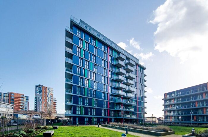 3 Bedroom Penthouse To Rent In Hatton Road, Alperton, Wembley, HA0
