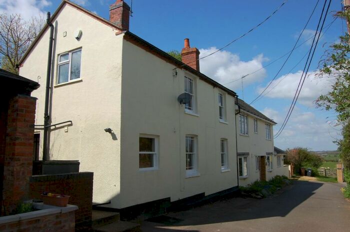 2 Bedroom Cottage For Sale In Buckby Lane, Whilton, Northampton, NN11