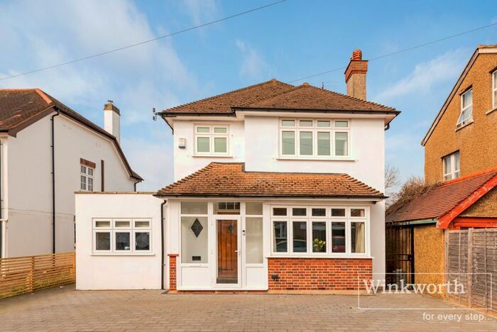 4 Bedroom Detached House To Rent In Grosvenor Road, West Wickham, BR4
