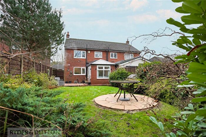 3 Bedroom Semi Detached House For Sale In Beech Avenue, Greenfield, Saddleworth, OL3