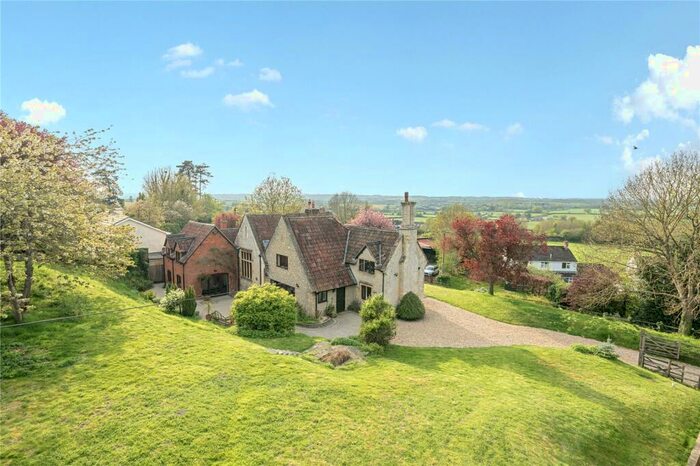 5 Bedroom Detached House For Sale In Clyffe Pypard, Swindon, SN4