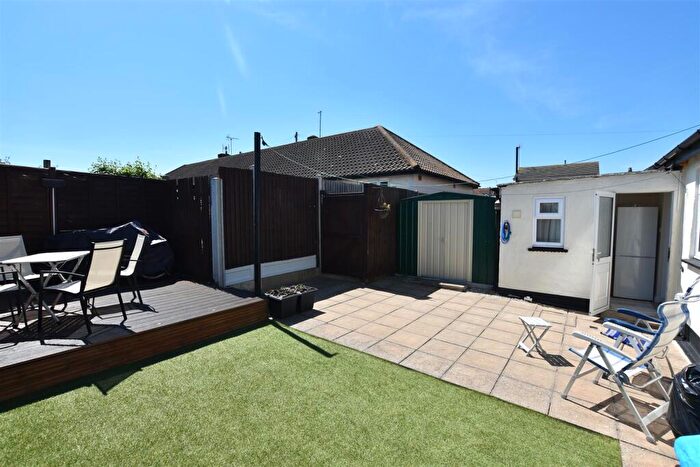 2 Bedroom Bungalow For Sale In Holbek Road, Canvey Island, Essex, SS8