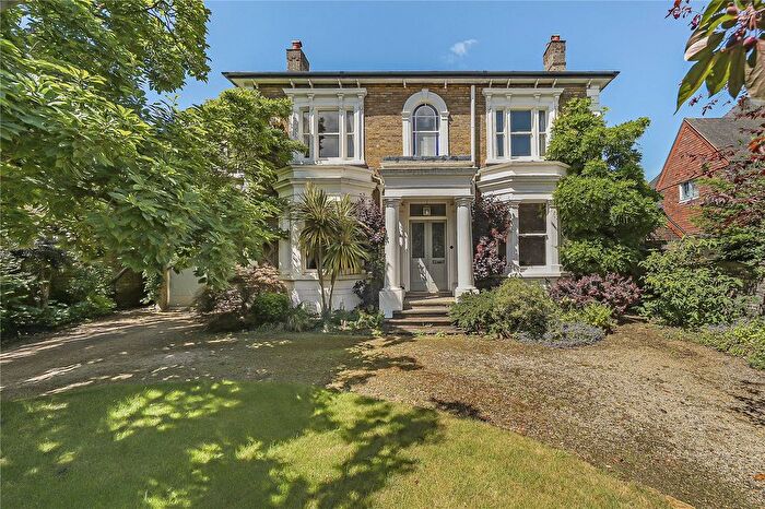 6 Bedroom Detached House For Sale In Ailsa Road, Twickenham, TW1