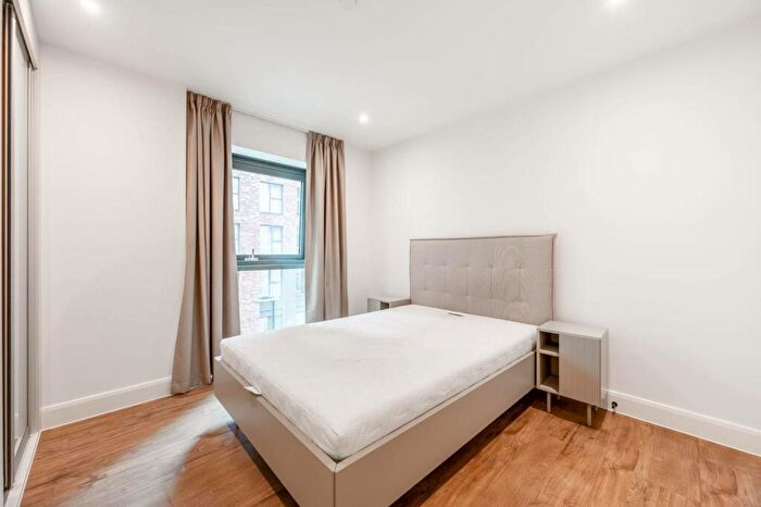 2 Bedroom Flat To Rent In Uncle Colindale, Colindale, London, NW9