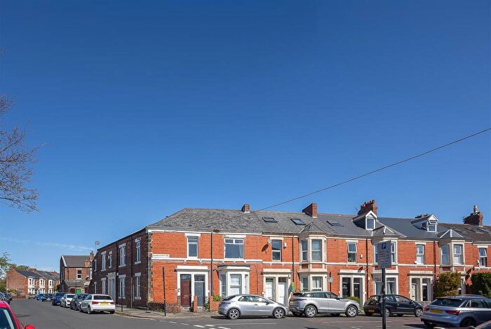 3 Bedroom Flat To Rent In Glenthorn Road, Jesmond, Newcastle Upon Tyne, NE2